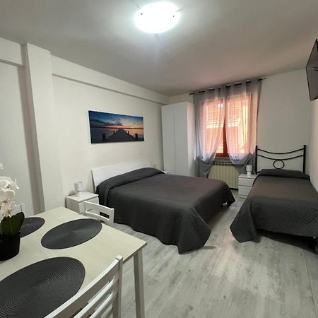 Your Home Outlet 4 Serravalle Scrivia Buitenkant foto